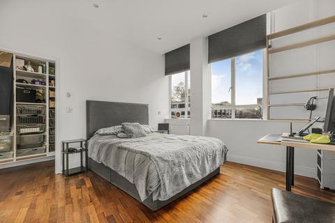 undefined, Bunhill Row, Islington, London
