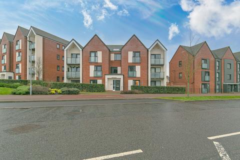 2 bedroom flat for sale, Vespasian Road, Fairfields, MK11