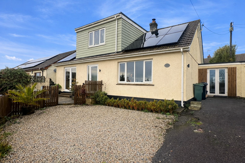 undefined, Avon Close, St. Austell PL25
