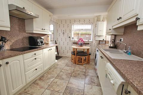 3 bedroom detached bungalow for sale, CHESTNUT ROAD, WALTHAM