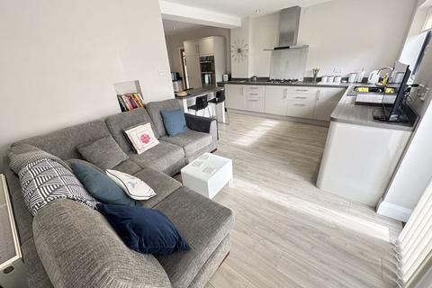 undefined, Park Drive, Whitby