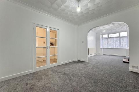 3 bedroom semi-detached house for sale, Trysull Road, Merry Hill, Wolverhampton, WV3 7JP