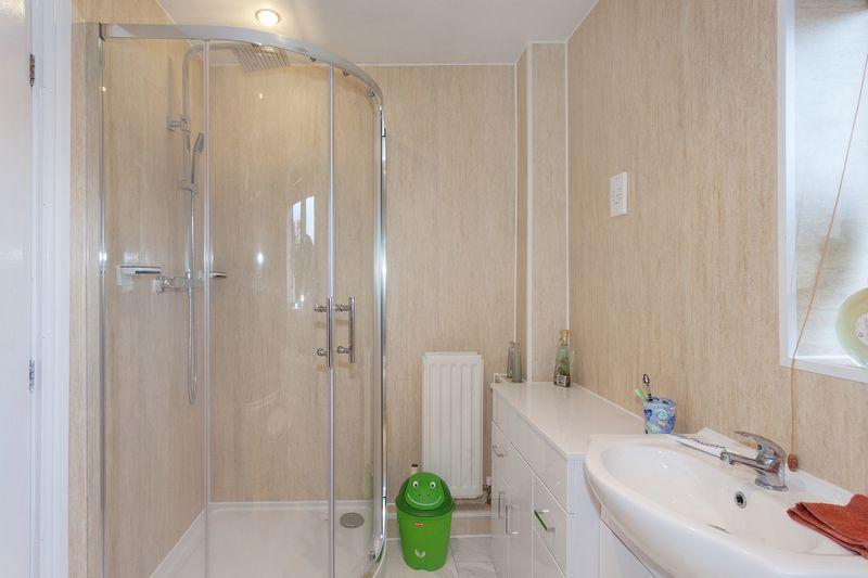 En suite bathroom