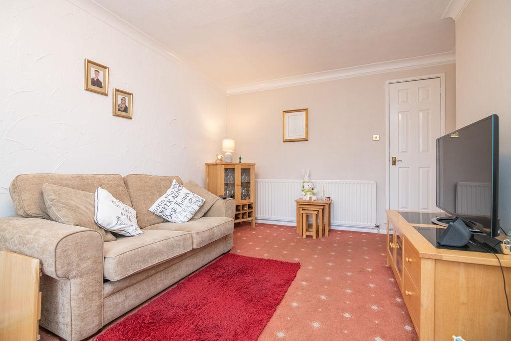 Bedroom 2/Sitting