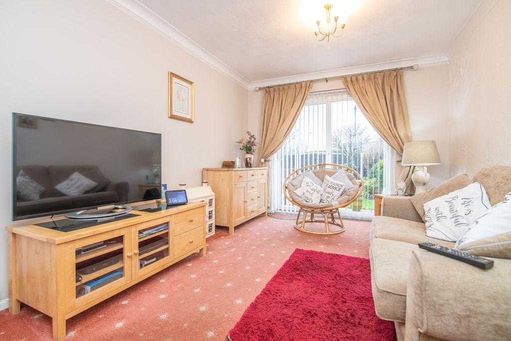 Bedroom 2/Sitting