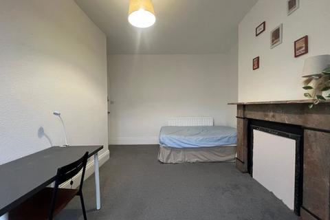 undefined, Meldon Terrace, Newcastle Upon Tyne NE6