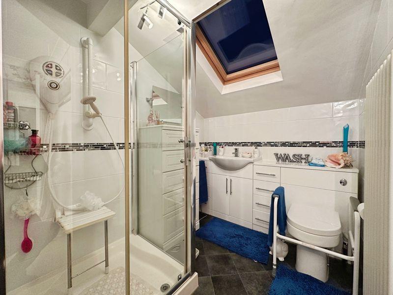 Ensuite