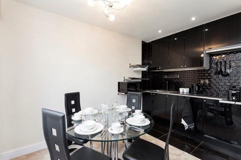 1 bedroom apartment for sale, Beaufort Gardens, Knightsbridge, London, SW3 1PT