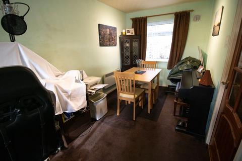 3 bedroom semi-detached house for sale, Riverside Drive, Manchester M26