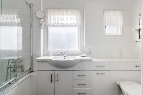 3 bedroom terraced house for sale, Cambray Road Balham London SW12 0DY