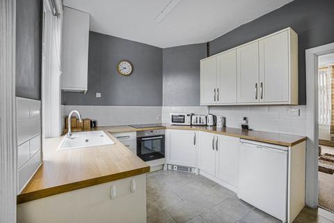 2 bedroom terraced house for sale, Todmorden Road, Littleborough, OL15 9EG