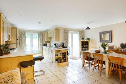 undefined, Woodmeade Close, Cheltenham GL52