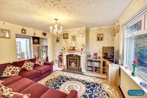 3 bedroom semi-detached house for sale, Southwick Road, North Bradley