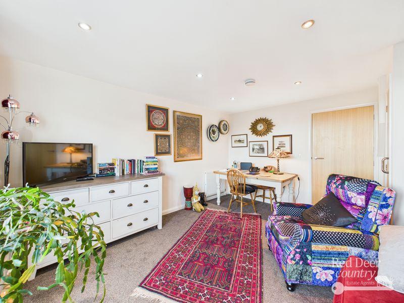 Sitting/Dining Room
