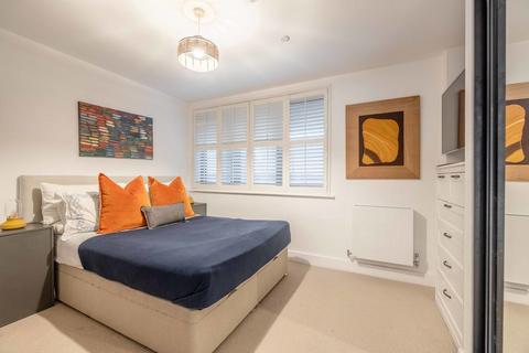 undefined, 15 Bath Road, Slough