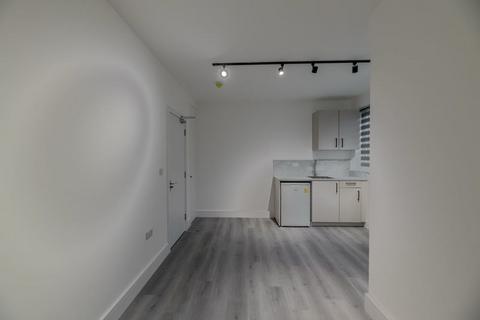 undefined, Great Cambridge Road, Waltham Cross EN8
