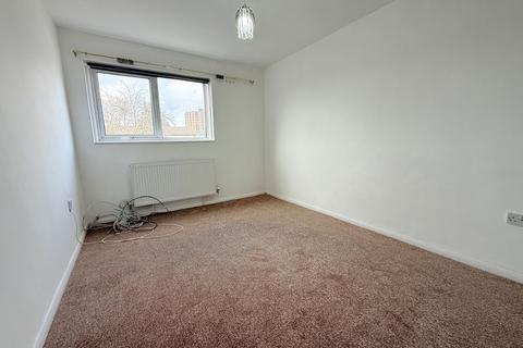 undefined, Hazeltree Lane, Northolt