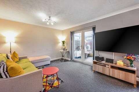 undefined, Larkfield, Basingstoke RG24