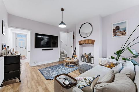 2 bedroom detached house for sale, Highfield Street, Market Harborough