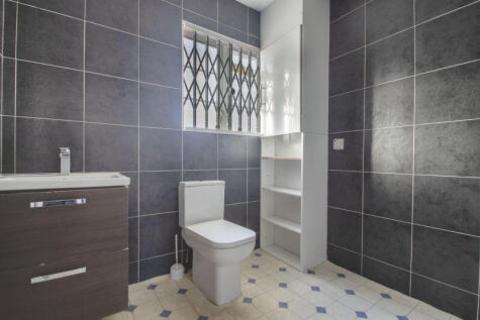 3 bedroom maisonette for sale, Welling DA16
