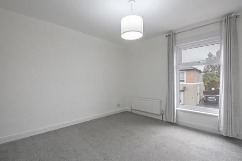 2 bedroom terraced house to rent, Church Road, Bexleyheath DA7