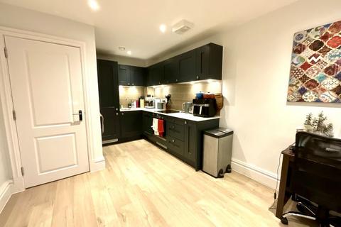 2 bedroom apartment for sale, Knyveton Road, Bournemouth