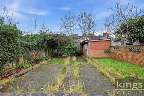 3 bedroom end of terrace house for sale, Durants Road, Enfield