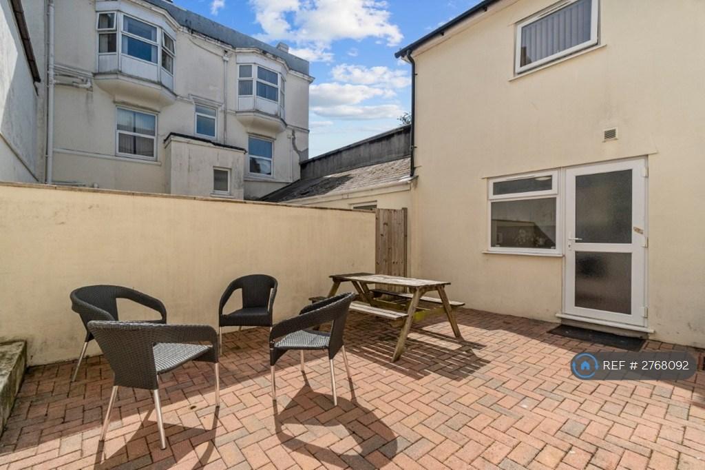 Rear Courtyard