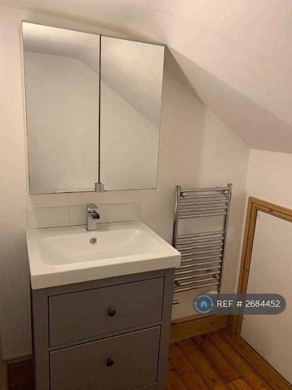 2nd Floor Shower Room
