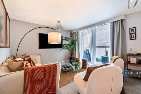 2 bedroom flat to rent, Sir Walter Raleigh Court, London, SE10