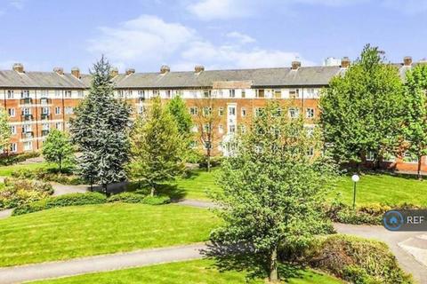 2 bedroom flat to rent, Melmerby Court, Salford, M5