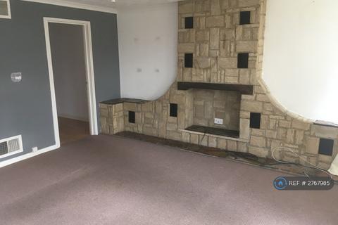 3 bedroom semi-detached house to rent, Mentieth Close, Milton Keynes, MK2