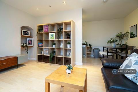 1 bedroom flat to rent, South Gyle Loan, Edinburgh, EH12