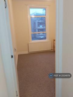2 bedroom flat to rent, Mare Street, London, E8