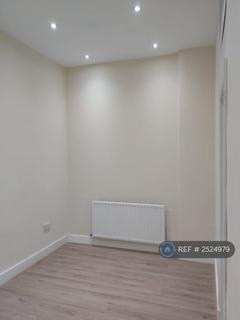 2 bedroom flat to rent, Mare Street, London, E8