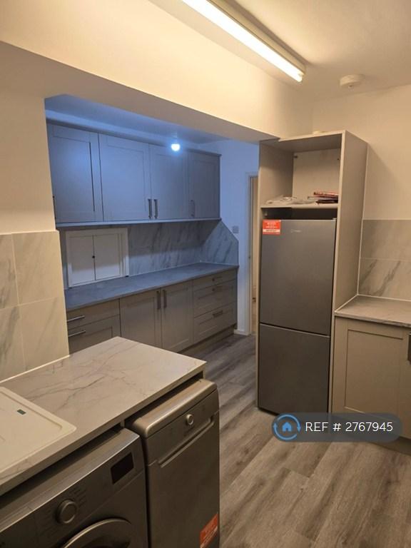 07 Kitchen