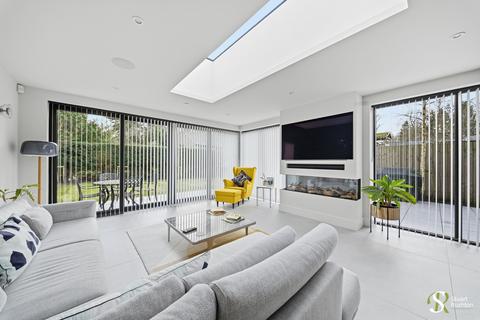 4 bedroom detached house for sale, Chelford Road, Knutsford, WA16