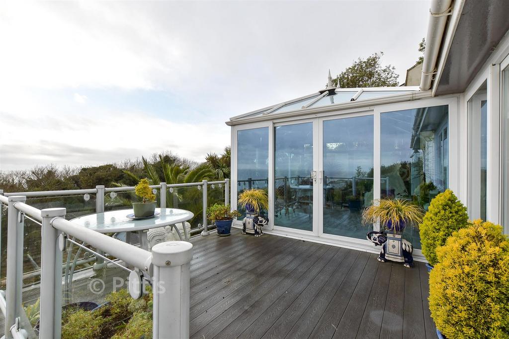 Patio / Decking