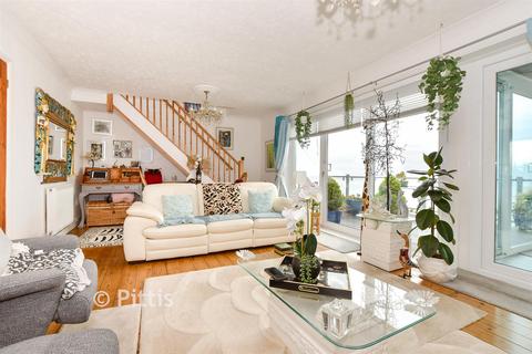4 bedroom chalet for sale, Gills Cliff Road, Ventnor PO38
