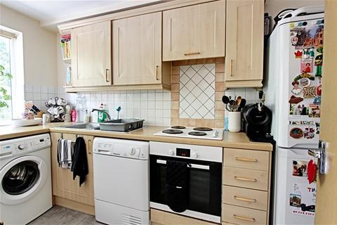 1 bedroom flat for sale, Clapham Central, 19 St Alphonsos Road, Clapham Common