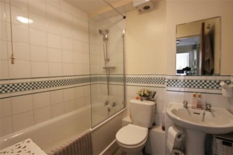 1 bedroom flat for sale, Clapham Central, 19 St Alphonsos Road, Clapham Common