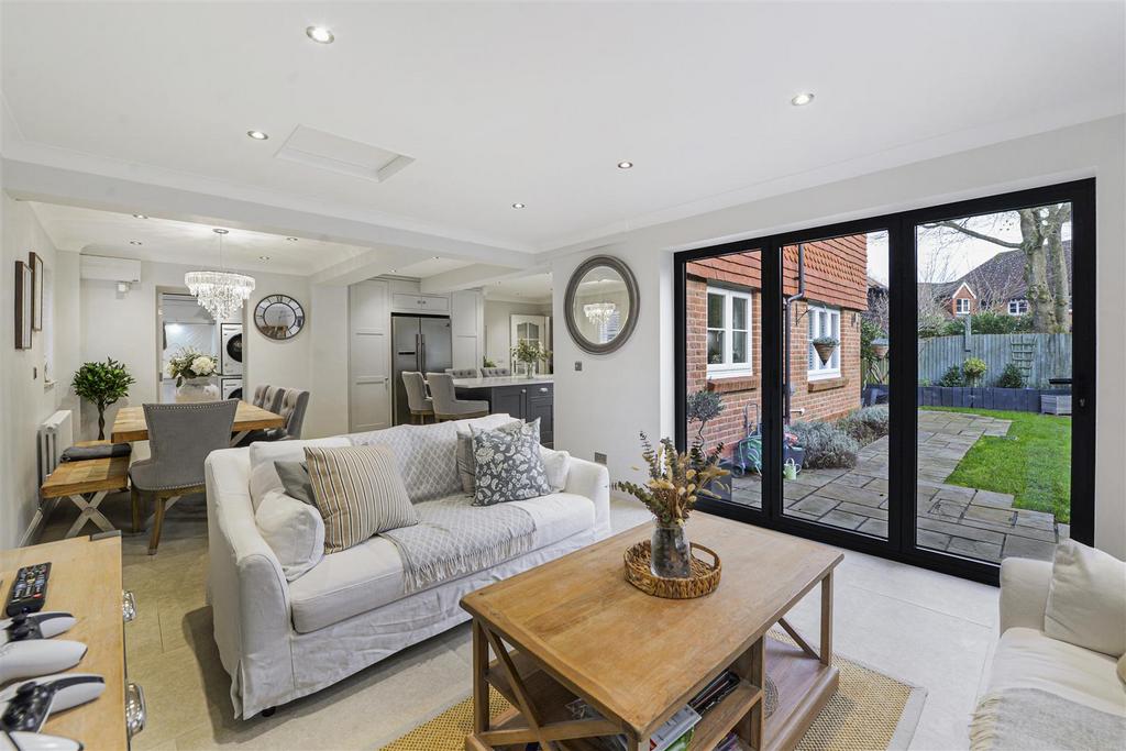 16 Redwell12.jpg