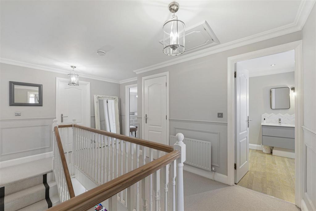 16 Redwell24.jpg