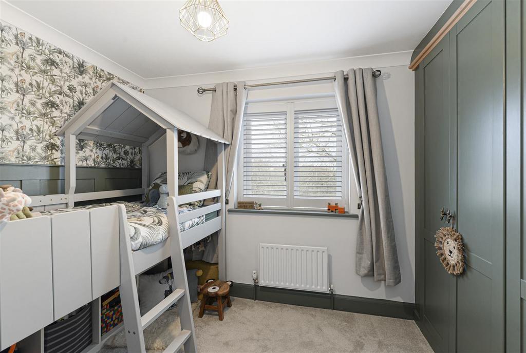 16 Redwell26.jpg