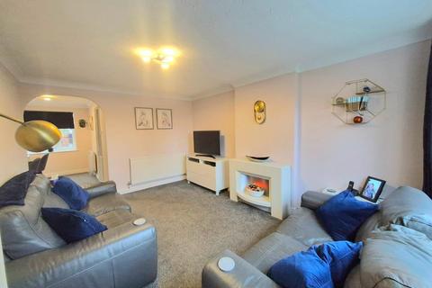 3 bedroom semi-detached house for sale, Compton Way, Earls Barton, Northamptonshire NN6