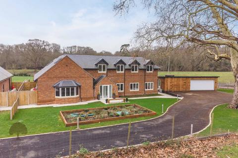 4 bedroom detached house for sale, Chalfont Park, Chalfont St Peter SL9