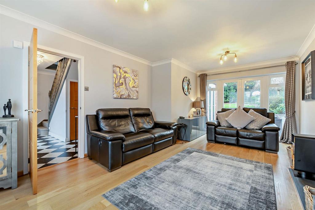 8676384-interior04-800.jpg