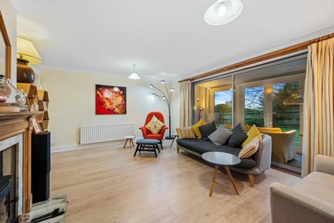 5 bedroom detached house for sale, Holdenby Road, Spratton, Northamptonshire NN6