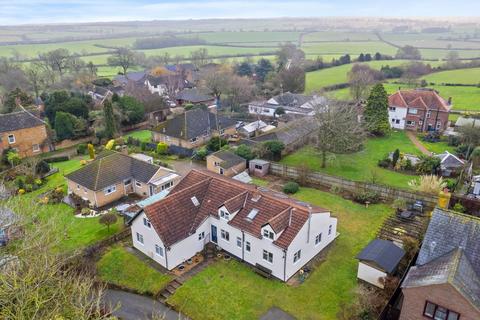 5 bedroom detached house for sale, Holdenby Road, Spratton, Northamptonshire NN6
