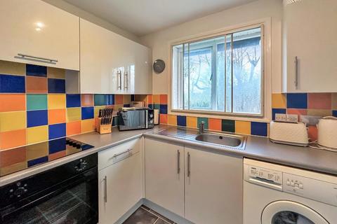 undefined, Fairbairn Close, Purley, Surrey, CR8 4DZ